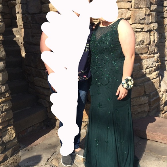 2018 Prom dress! Perfect condition - Picture 2 of 2